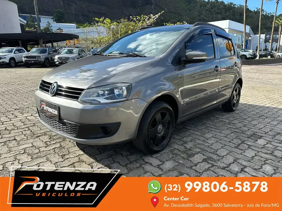 Volkswagen Fox 1.0 MI Total Flex 8V 5P 2011 — foto 2